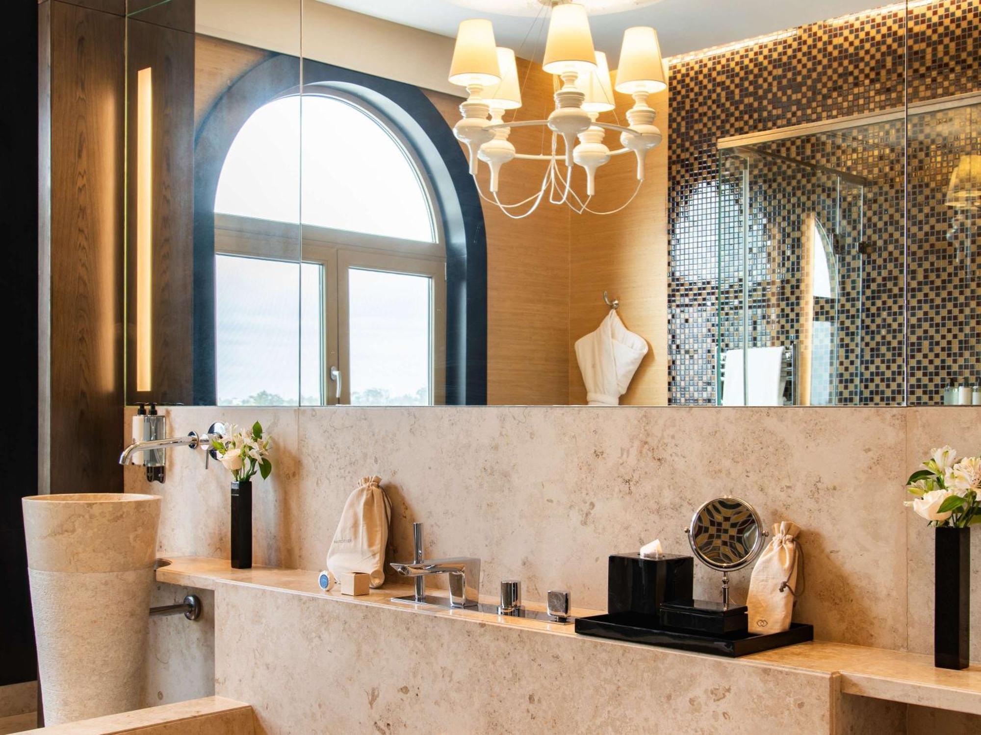 Sofitel Montevideo Casino Carrasco & Spa Zewnętrze zdjęcie Bathroom